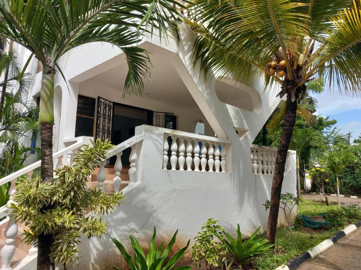 Maasai Villas Mombasa Exterior foto